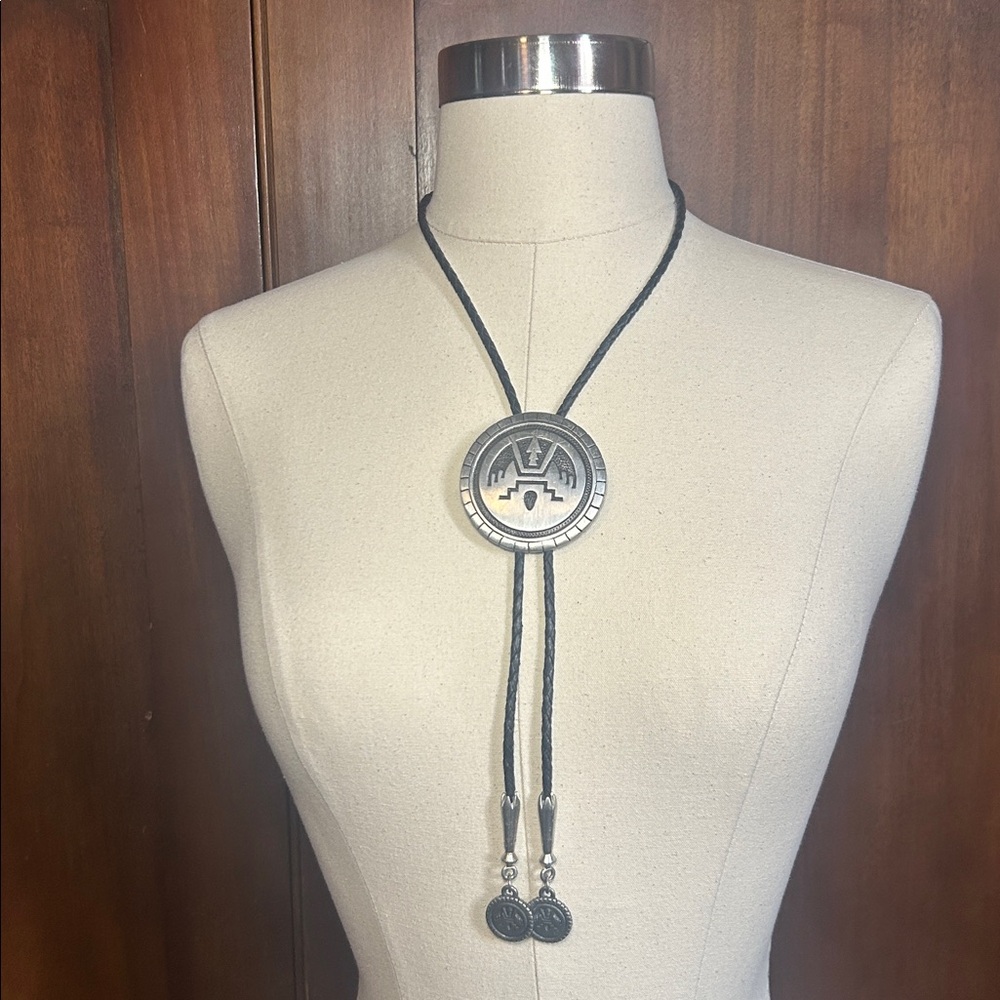 Silver Pewter Tribal Design Bolo Tie